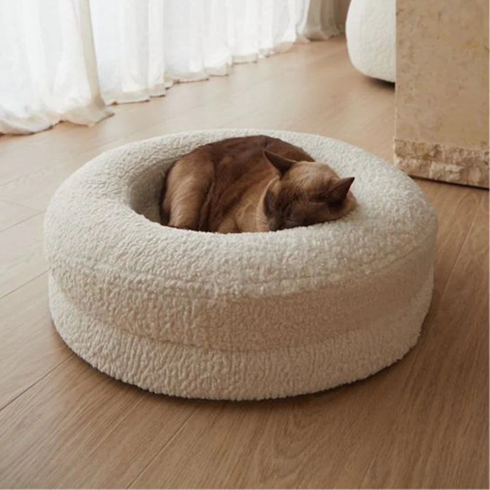 Cozy Plush Circular Cat Bed - Soft Pet Haven