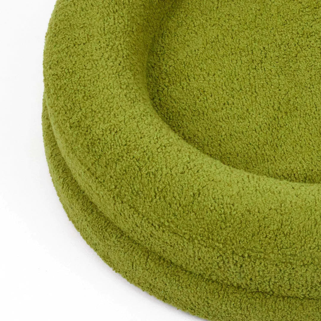 Cozy Plush Circular Cat Bed - Soft Pet Haven
